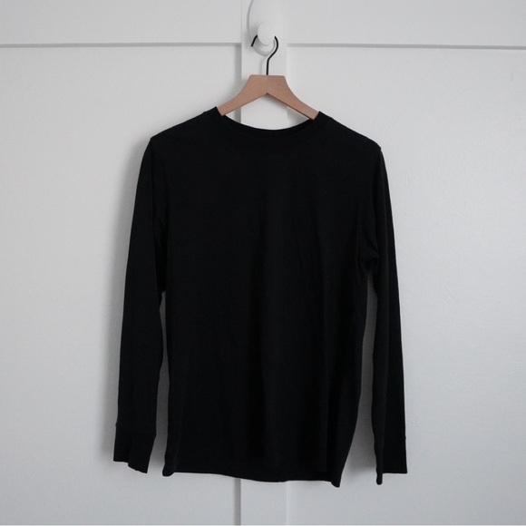 lululemon athletica Tops - Lululemon Black Long Sleeve Tee